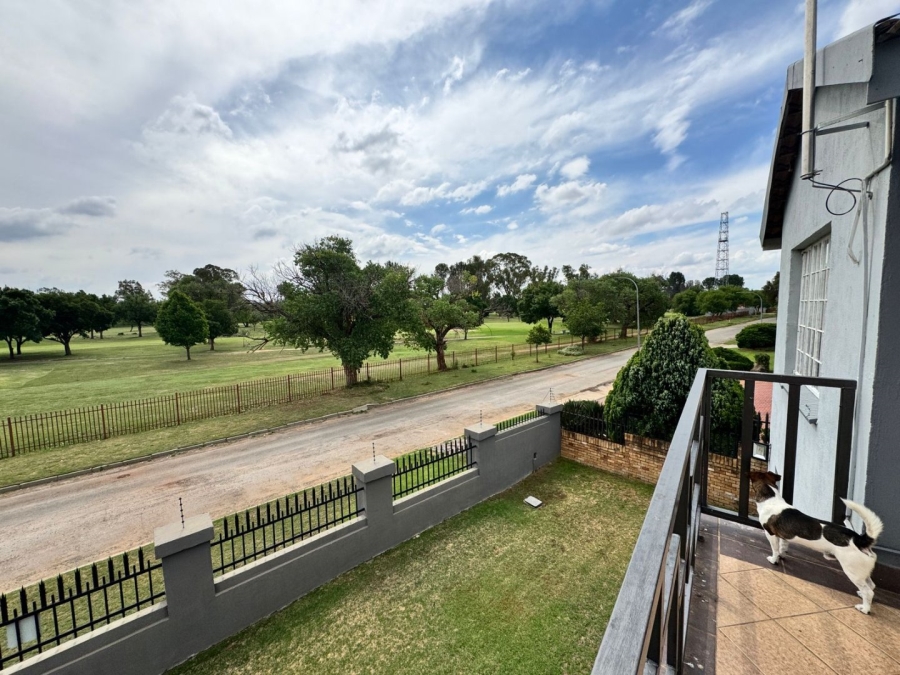 6 Bedroom Property for Sale in Orkney North West